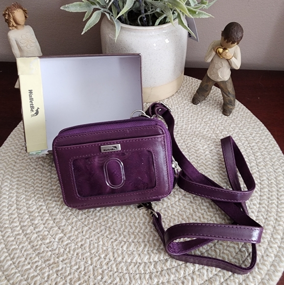 NEW ~ Walletbe® Strapped Wallet/Organizer - Picture 3 of 5